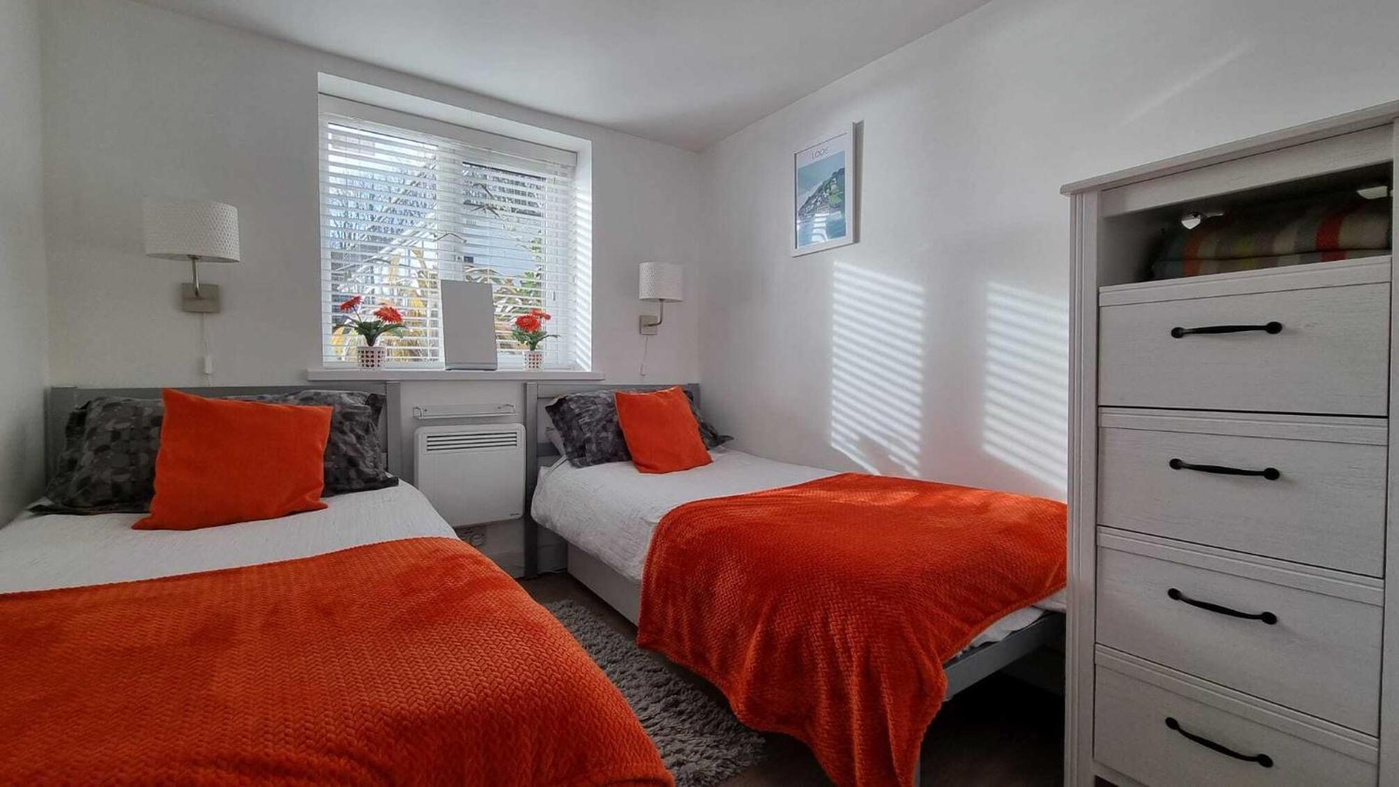 May View - Luxury Sea View Apartment - Millendreath, Looe Exterior foto